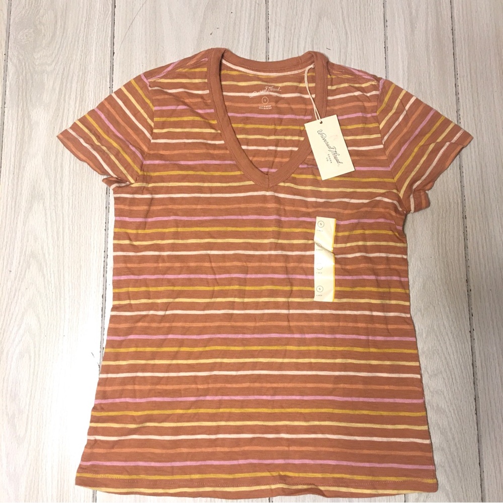 NWT Universal Thread Women's S Brown Stripe Short Sleeve V-Neck T-Shirt